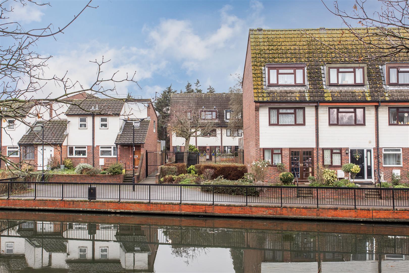Union Drive, Stepney Green